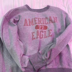 American Eagle crewneck